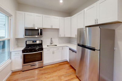 130 Putnam St #2 1