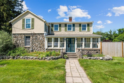 127 Main St 1