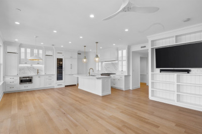37 Farragut Rd #6 1