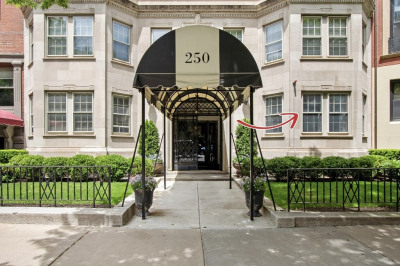 250 Beacon #1B 1