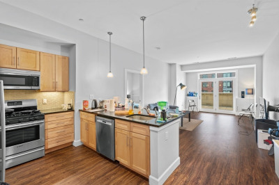 1501 Commonwealth Ave #103