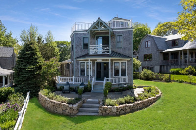 22 Greenleaf Avenue 1