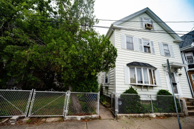 102 Margin St 1