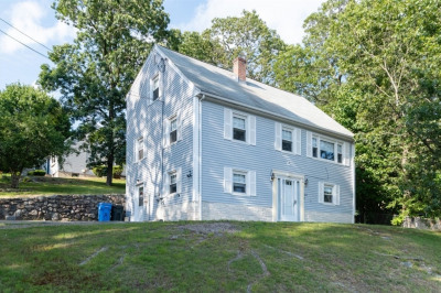 205 Hardy Pond Rd 1