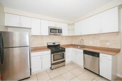 23 Pine St #2 1