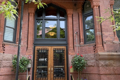 271 Dartmouth St. #2F 1