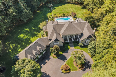 215 Monument Farm Rd 1