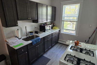 7-9 Holland Ave #5 1