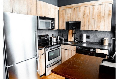 320 West Second #403