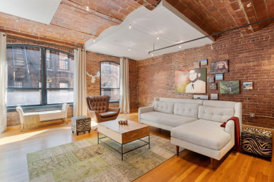 121-123 Beach St #303 1
