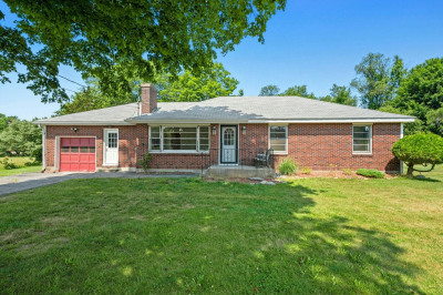 7 Millbury Blvd 1
