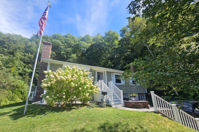 84 Woodland St 1