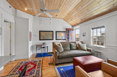 381 Commercial Street #10 1