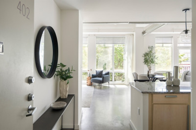 139 E Berkeley #402 1