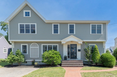 61 Colonial Drive 1