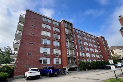 20 Hammond Pond Parkway #607 1