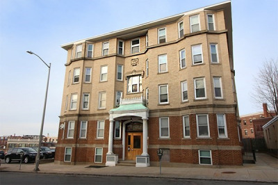 257 Washington St #13 1