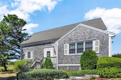 7 Boardwalk Rd 1