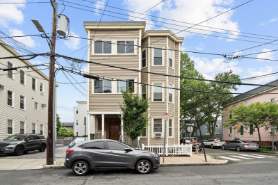 464 Windsor St #3 1