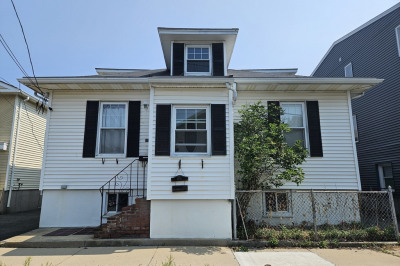 58 Bateman Ave 1