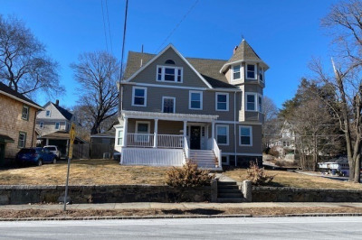 22 Howard Street #2 1