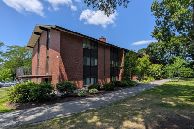 1 Longwood Drive #105 1