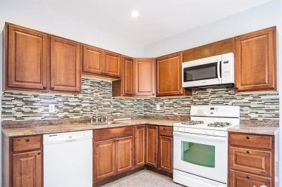 28 Moreland St #1 1