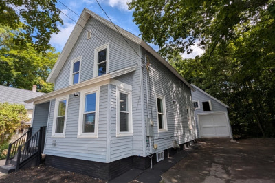 2428 Main St 1