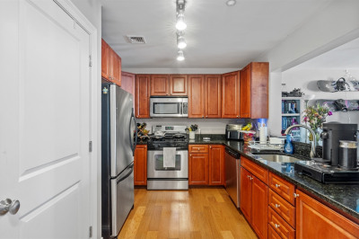 5170 Washington #307 1