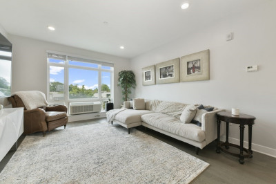 2 Cliveden St #203 E 1