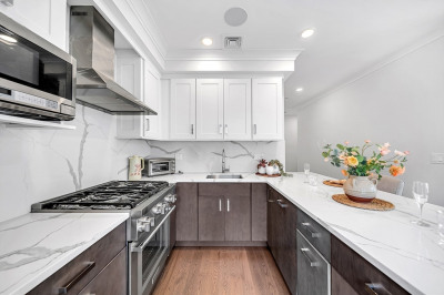 10 Sydney St #7 1
