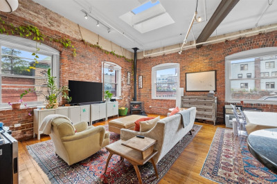 150 Lincoln Street #6A 1