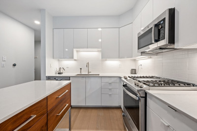 7 Lisbon St #201 1