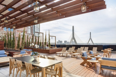 100 Lovejoy Wharf #3P 1