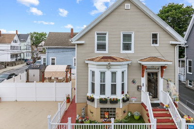 39 Crapo St 1