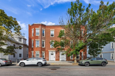 305 Medford St #1 1