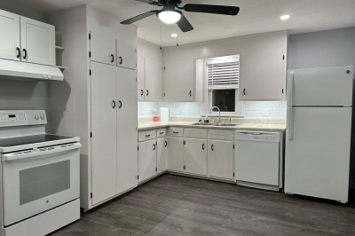 114 W Mountain St. #1
