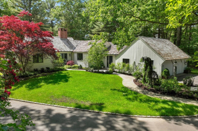 15 Ridge Hill Farm Rd