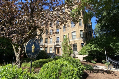 122 Riverway #4 1