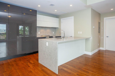 906 East 2nd #202 1