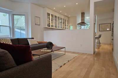 48-50 Hubbard Ave #1 1