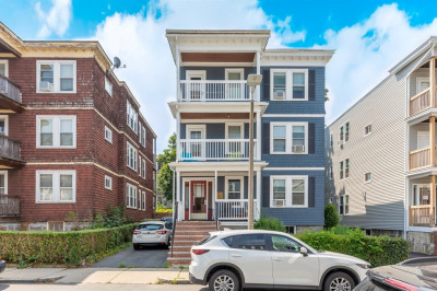 67 Whitten St 1