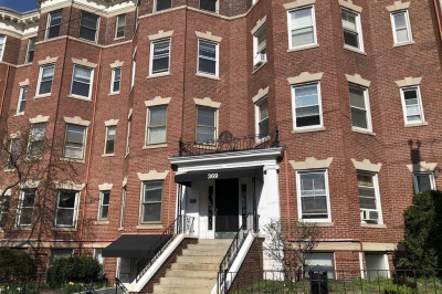 369 Tappan #19 1