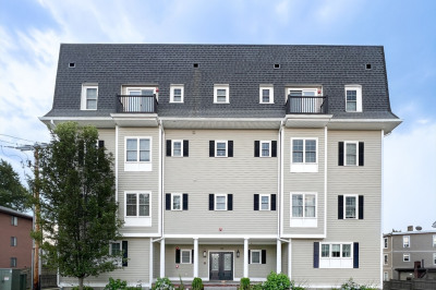 160 School St #3-1 1