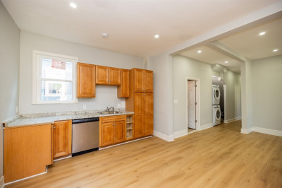 10 Jerome St #1 1