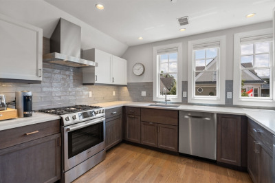 67 Sawyer Ave #3 1