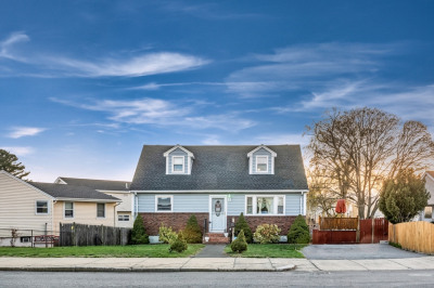 390 Malden St 1