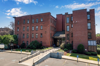 222 Carew St 1