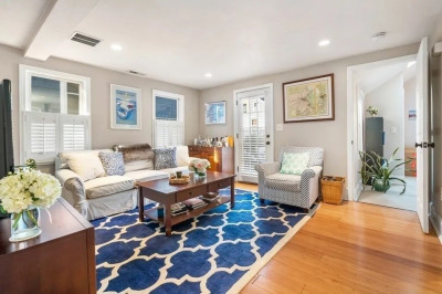 6 Trenton St #2 1
