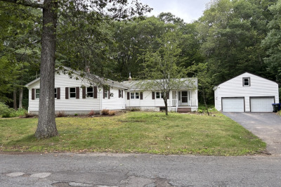 4 Overdale Parkway #4 1